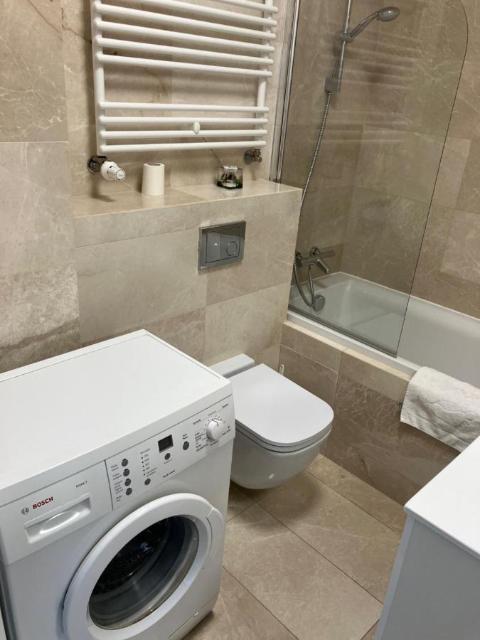 Jab Apartament Przy Klinice Business & Family Шчечин Екстериор снимка