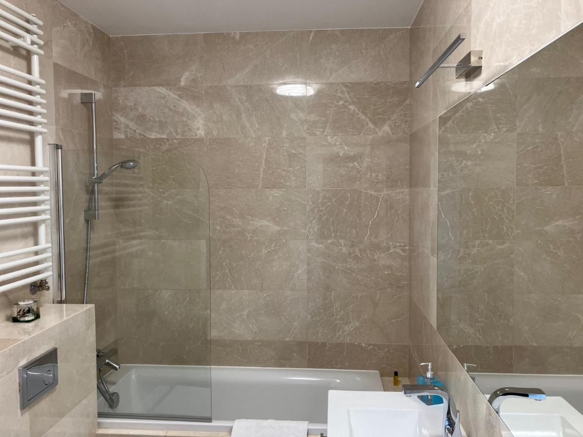 Jab Apartament Przy Klinice Business & Family Шчечин Екстериор снимка